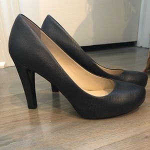 Navy Fanco Sarto Heels